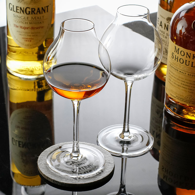 Professional Blender's Whiskey - Wine Xo บทวิจารณ์และราคา