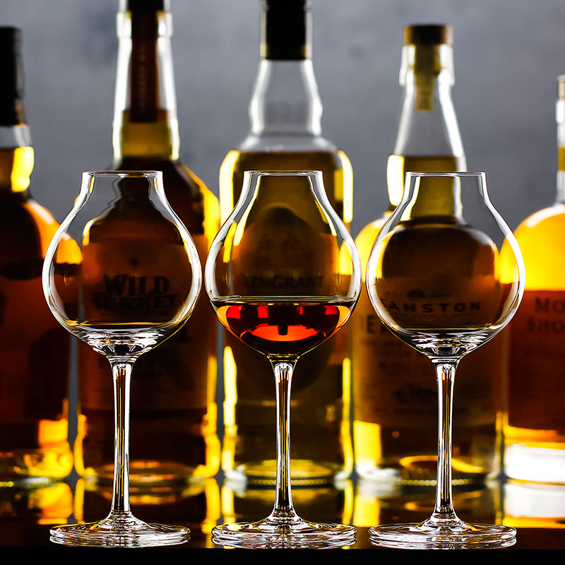 Professional Blender's Whiskey - Wine Xo บทวิจารณ์และราคา
